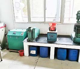 Unshaped refractory materials 8